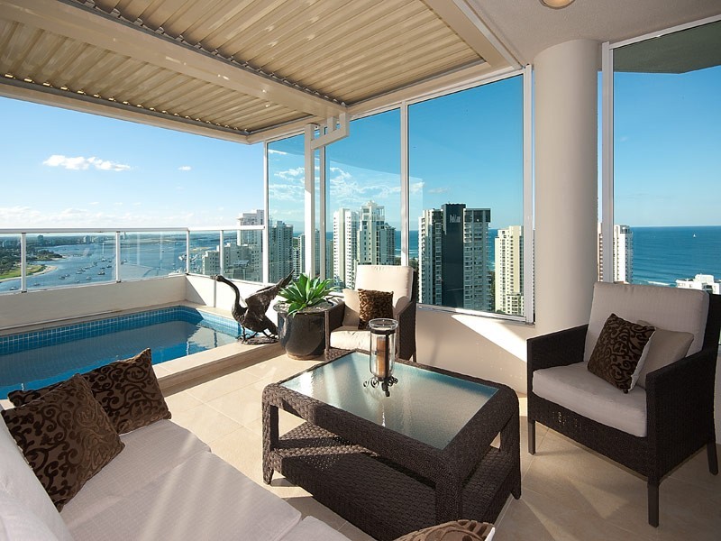 20 CRONIN AVENUE, Main Beach QLD 4217