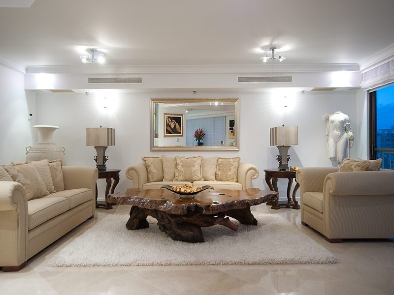 20 CRONIN AVENUE, Main Beach QLD 4217