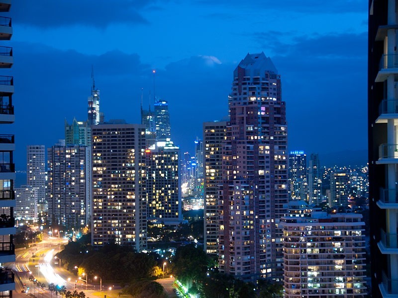 20 CRONIN AVENUE, Main Beach QLD 4217