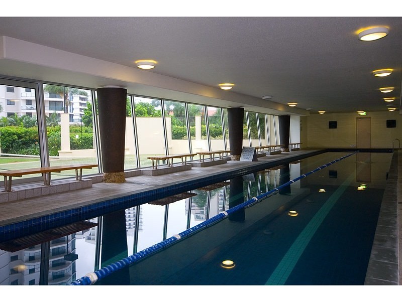 1 LENNIE AVENUE, Main Beach QLD 4217