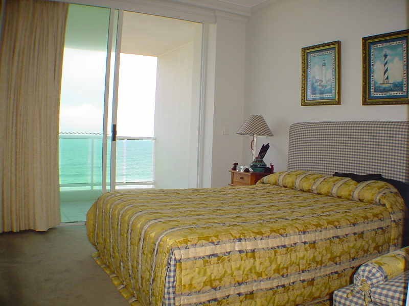 30/5 WOODROFFE AVE, Main Beach QLD 4217