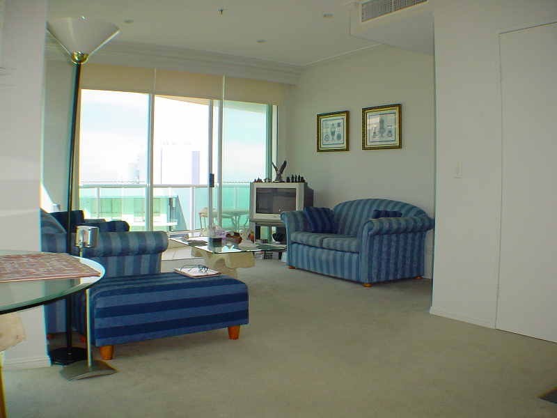 30/5 WOODROFFE AVE, Main Beach QLD 4217