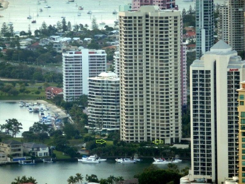 3/2 ADMIRALTY DRIVE, Main Beach QLD 4217