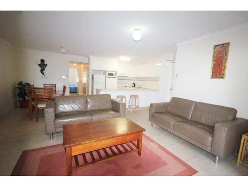 11 BREAKER STREET, Main Beach QLD 4217