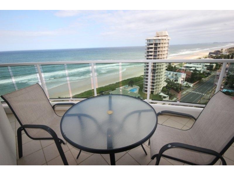 5 WOODROFFE AVENUE, Main Beach QLD 4217