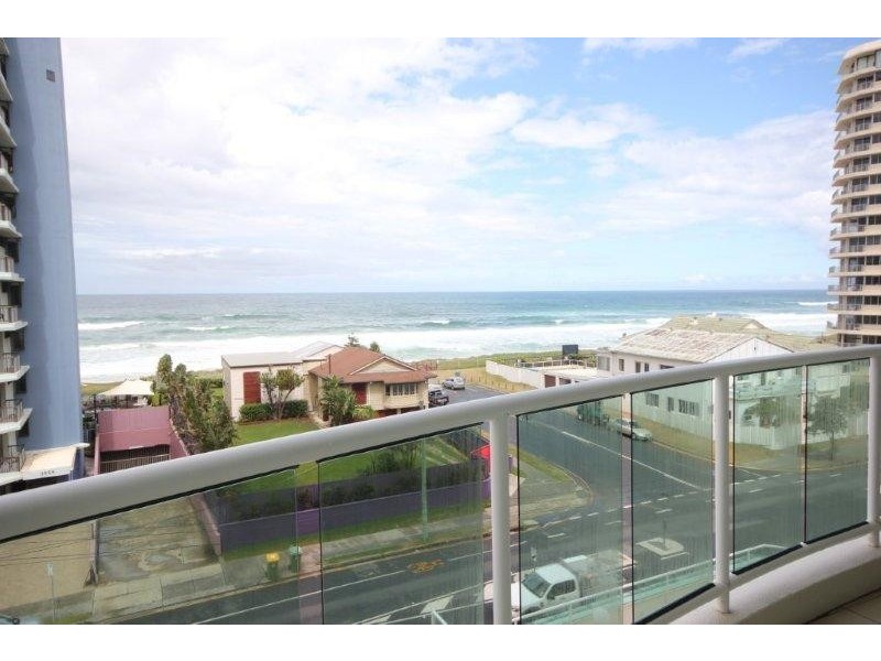 9/5 Woodroffe Avenue, Main Beach QLD 4217