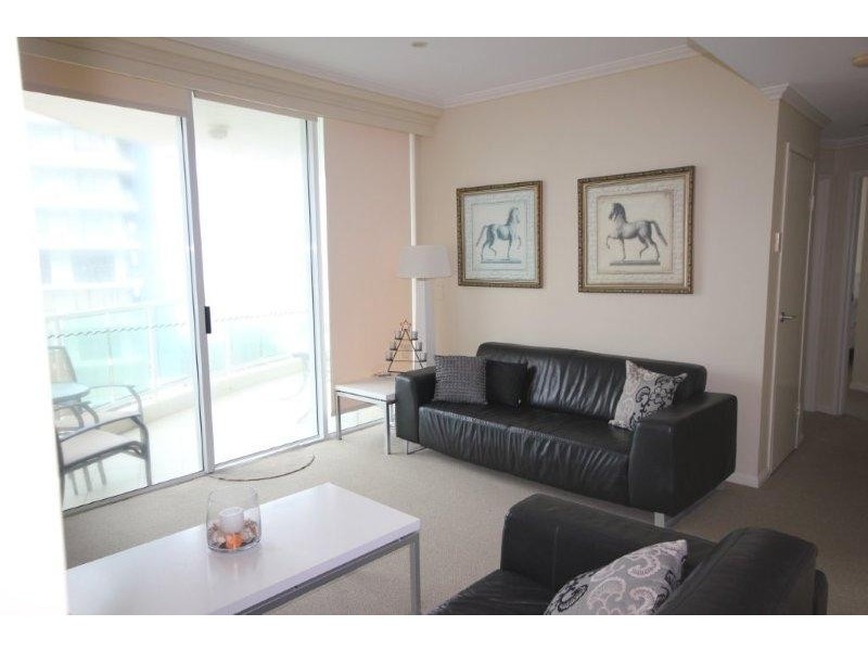 9/5 Woodroffe Avenue, Main Beach QLD 4217