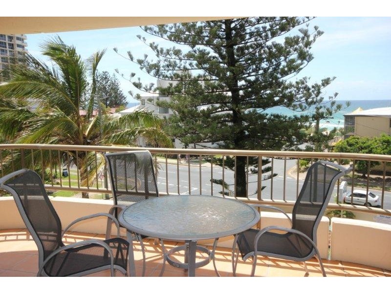 10/3532 MAIN BEACH PARADE, Main Beach QLD 4217