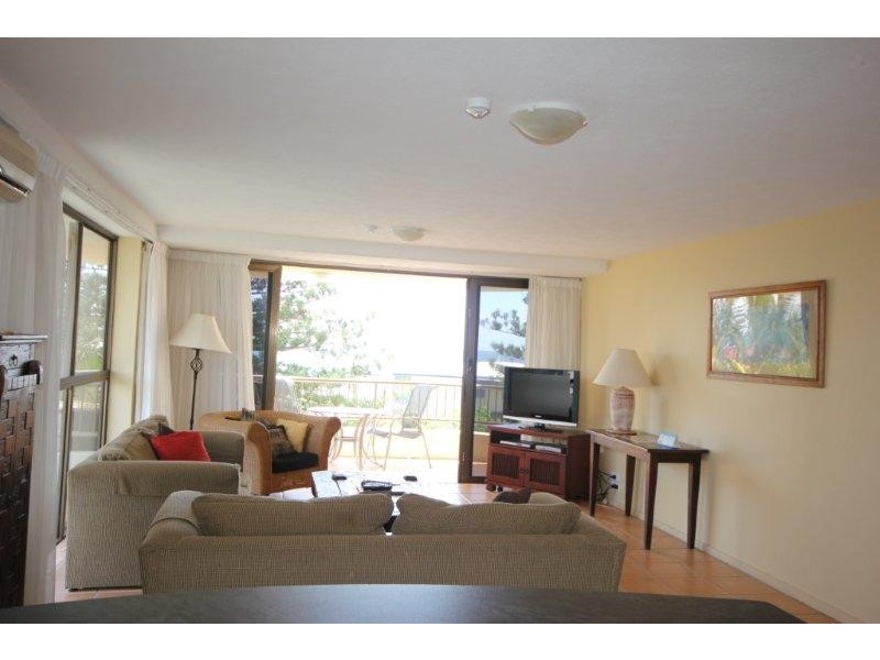 10/3532 MAIN BEACH PARADE, Main Beach QLD 4217