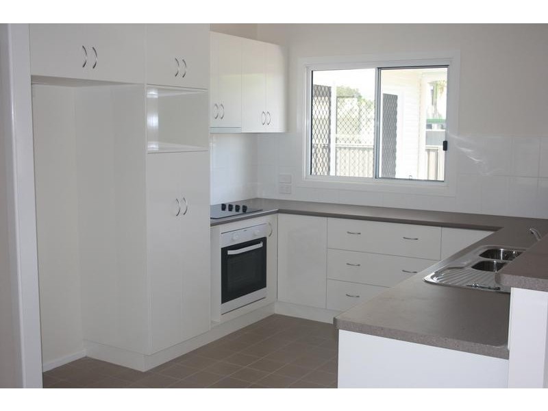 15 Rankin Parade, Main Beach QLD 4217