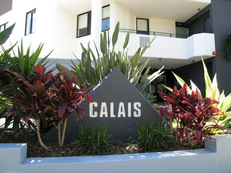 8/19 Peak Avenue, Main Beach QLD 4217