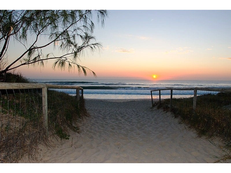 49/5 WOODROFFE AVENUE, Main Beach QLD 4217