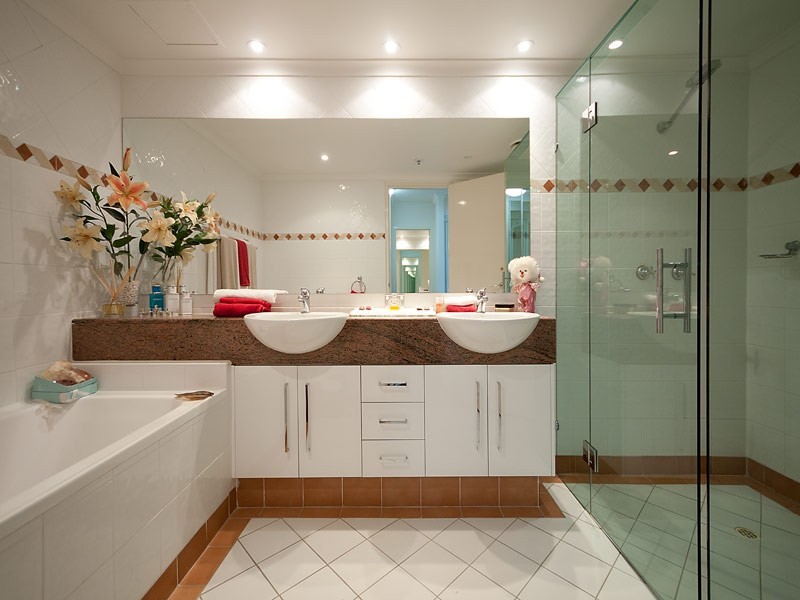 59 PACIFIC STREET, Main Beach QLD 4217