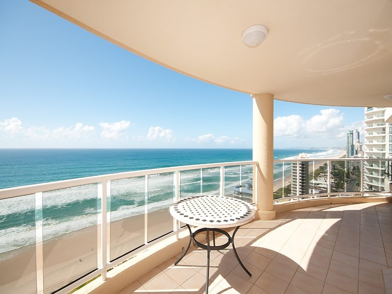 59 PACIFIC STREET, Main Beach QLD 4217