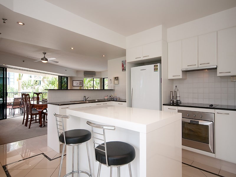 1C/24 BREAKER STREET, Main Beach QLD 4217