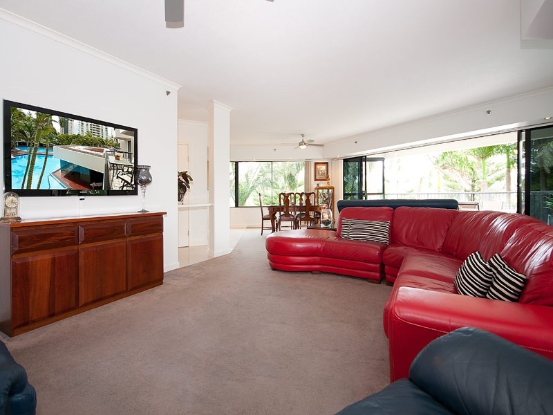 1C/24 BREAKER STREET, Main Beach QLD 4217