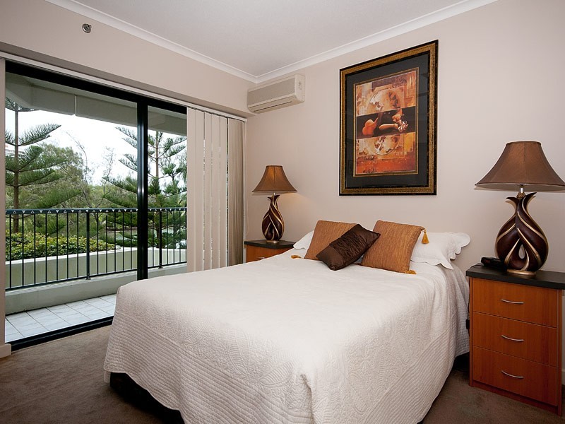 1C/24 BREAKER STREET, Main Beach QLD 4217