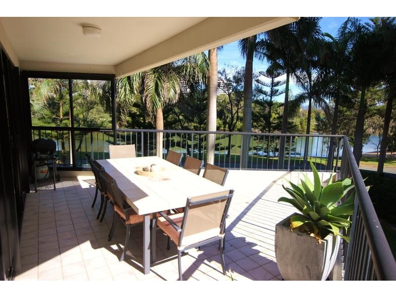 1C/24 BREAKER STREET, Main Beach QLD 4217