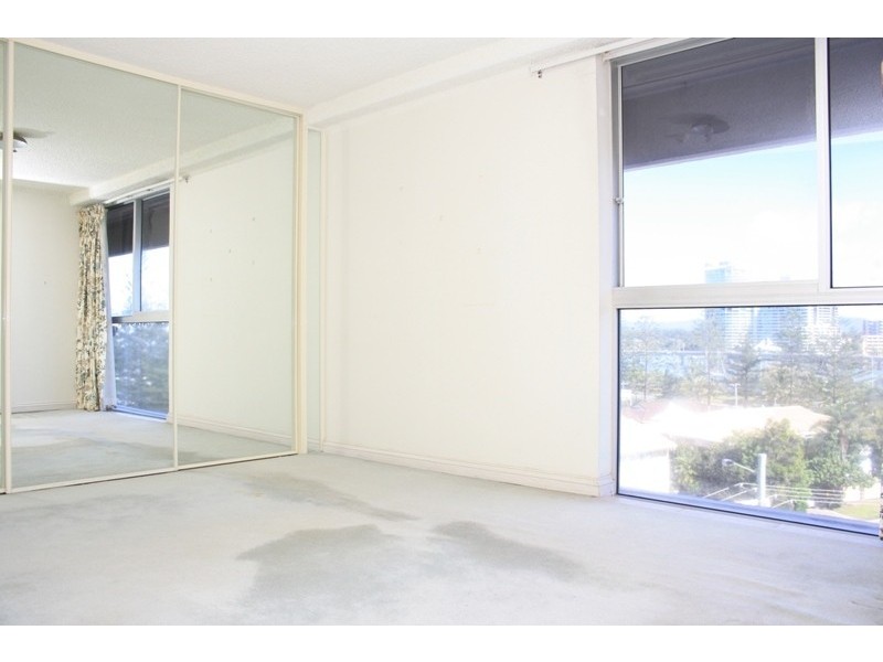 16/18 MacArthur Street, Main Beach QLD 4217