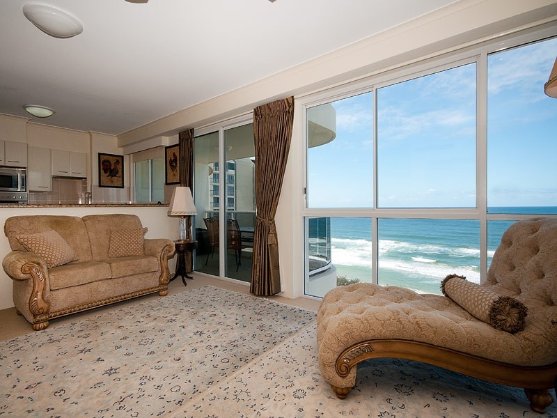 59 PACIFIC STREET, Main Beach QLD 4217