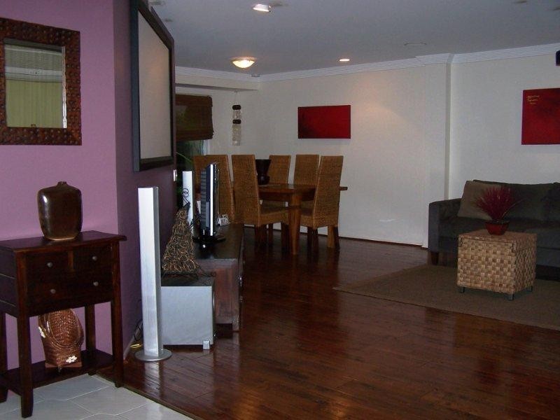 1/4 Vespa Crescent, Surfers Paradise QLD 4217