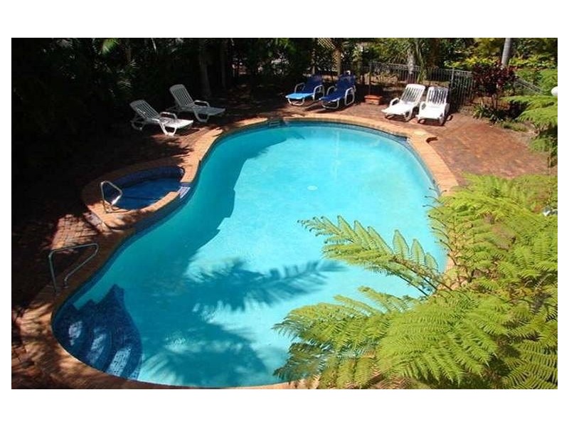 6/22 WOODROFFE AVENUE, Main Beach QLD 4217