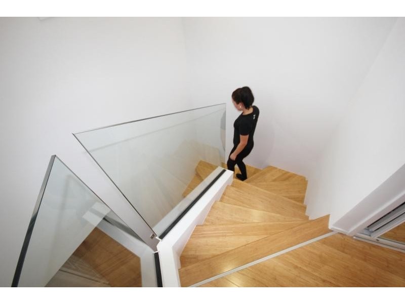 9/21 WOODROFFE AVENUE, Main Beach QLD 4217