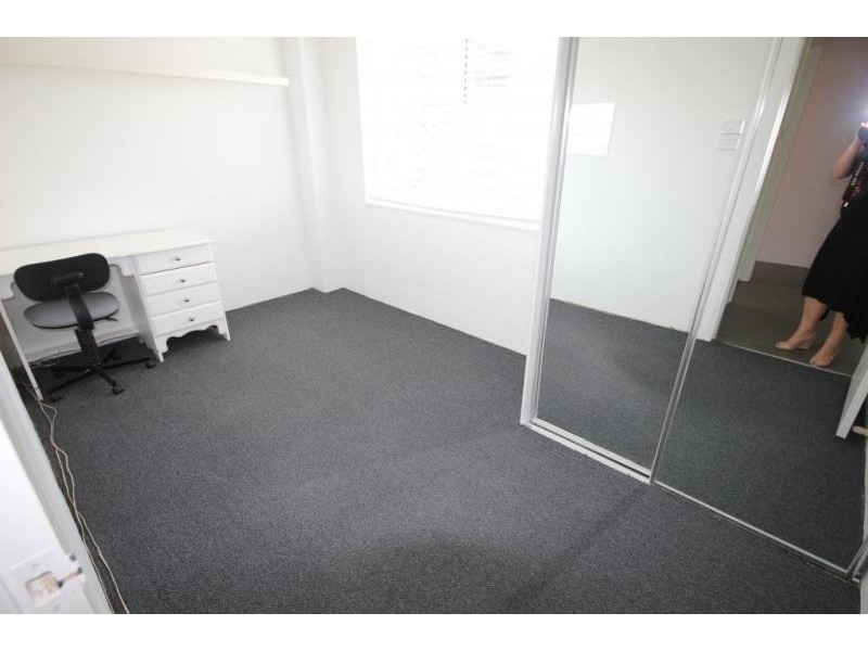 15 Pacific Street, Main Beach QLD 4217