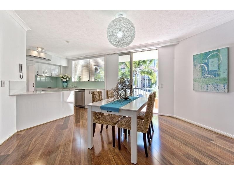 23/34 WOODROFFE AVENUE, Main Beach QLD 4217