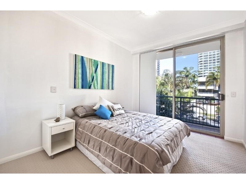 23/34 WOODROFFE AVENUE, Main Beach QLD 4217