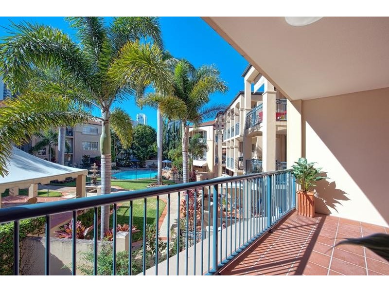 23/34 WOODROFFE AVENUE, Main Beach QLD 4217
