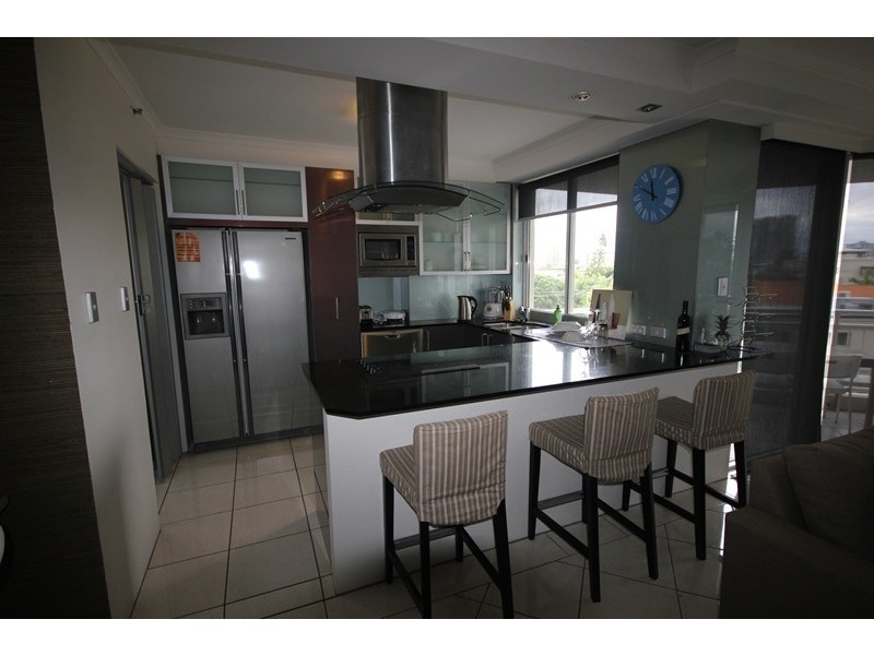8/11-17 Hughes Avenue, Main Beach QLD 4217