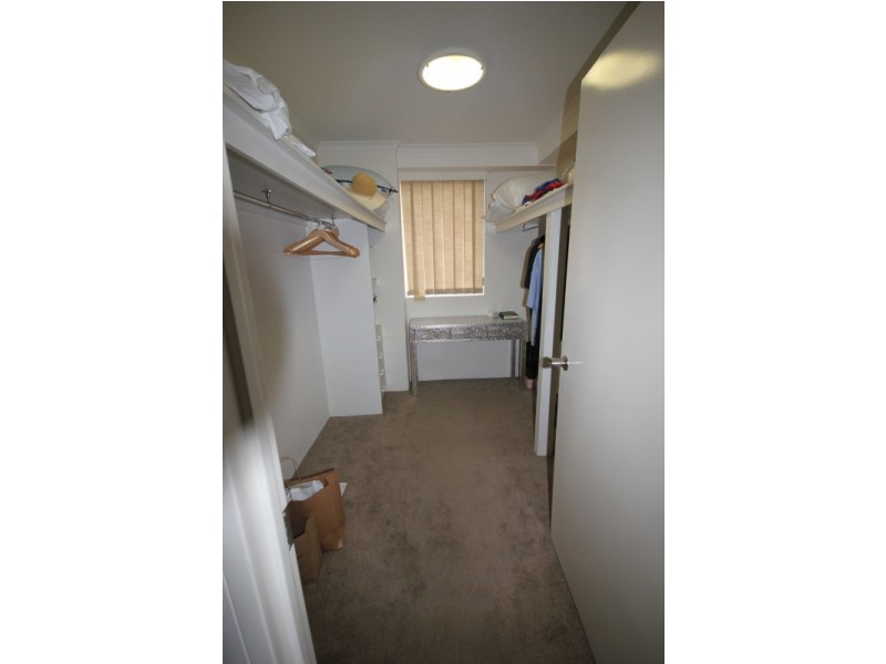 8/11-17 Hughes Avenue, Main Beach QLD 4217