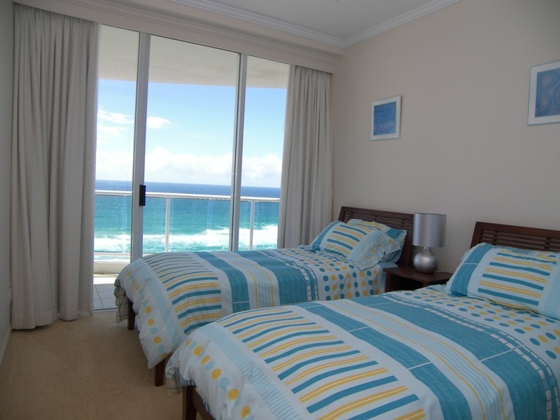 43/5 Woodroffe Avenue, Main Beach QLD 4217