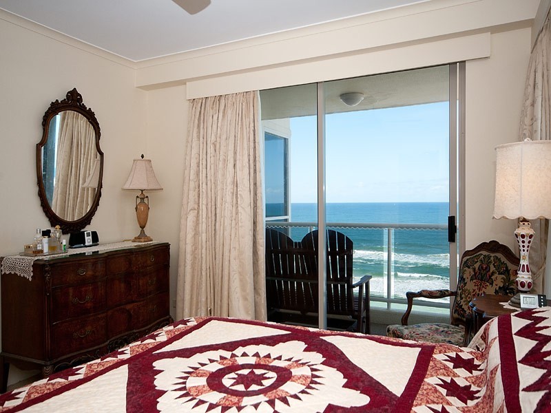 44/59 Pacific Street, Main Beach QLD 4217