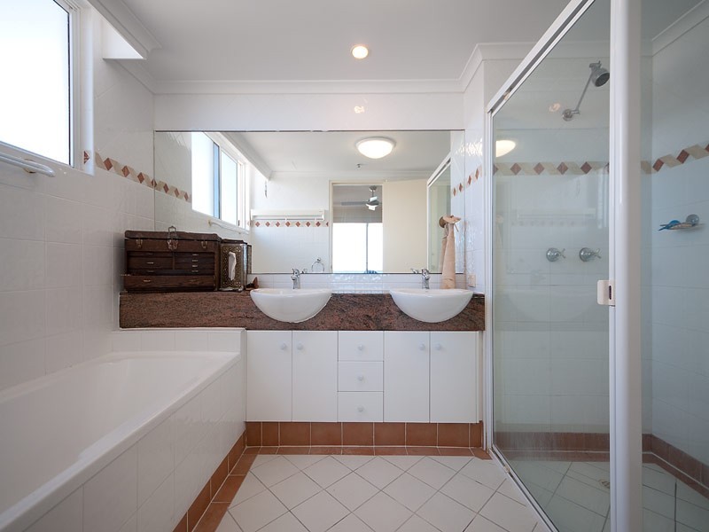 44/59 Pacific Street, Main Beach QLD 4217