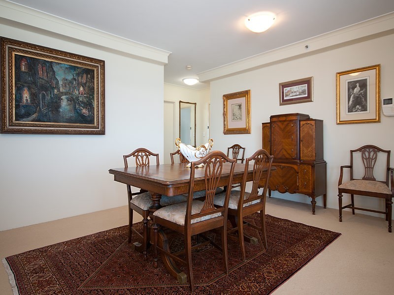 44/59 Pacific Street, Main Beach QLD 4217