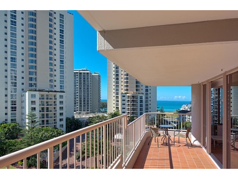701/1 PEAK AVENUE, Main Beach QLD 4217