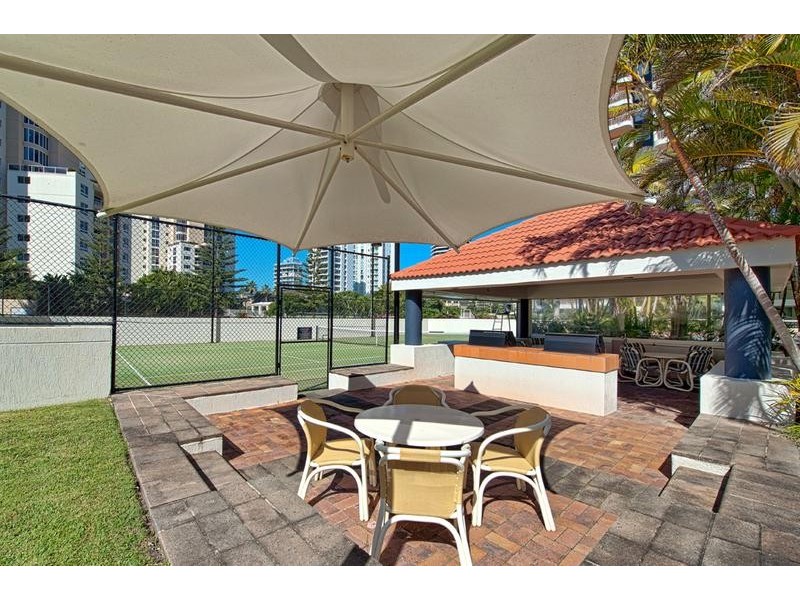 701/1 PEAK AVENUE, Main Beach QLD 4217