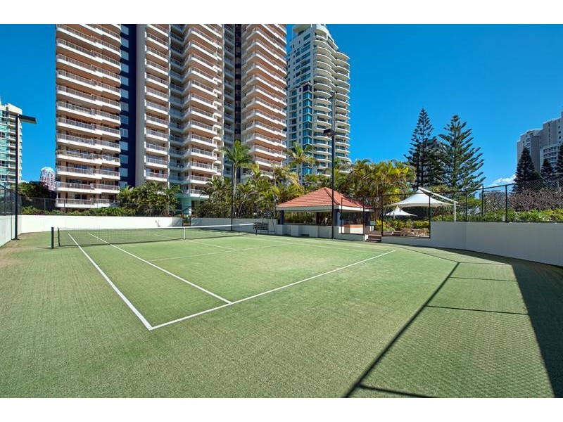 701/1 PEAK AVENUE, Main Beach QLD 4217