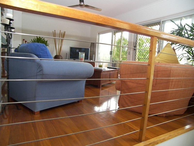 2/55 Cronin Avenue, Main Beach QLD 4217