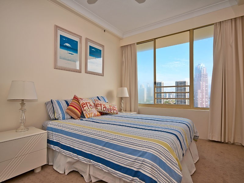 1 Serisier Avenue, Main Beach QLD 4217