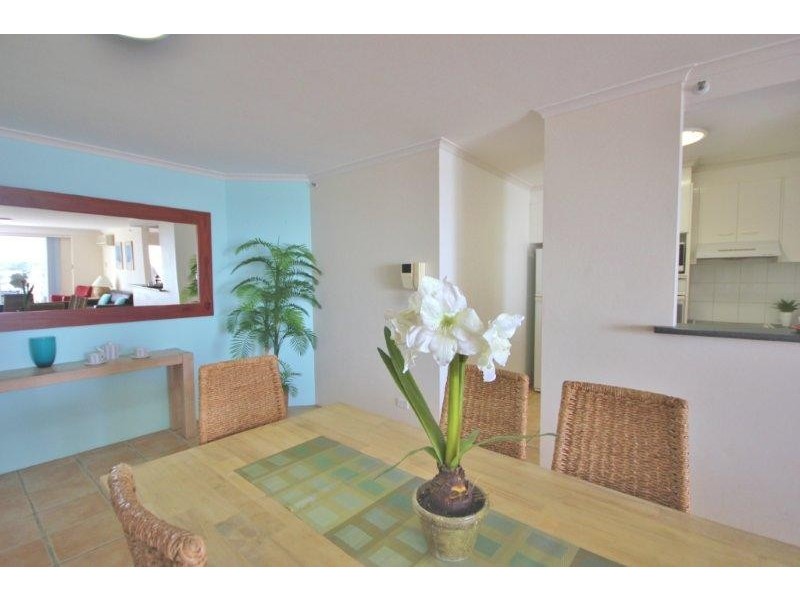 35/11 HUGHES AVENUE, Main Beach QLD 4217