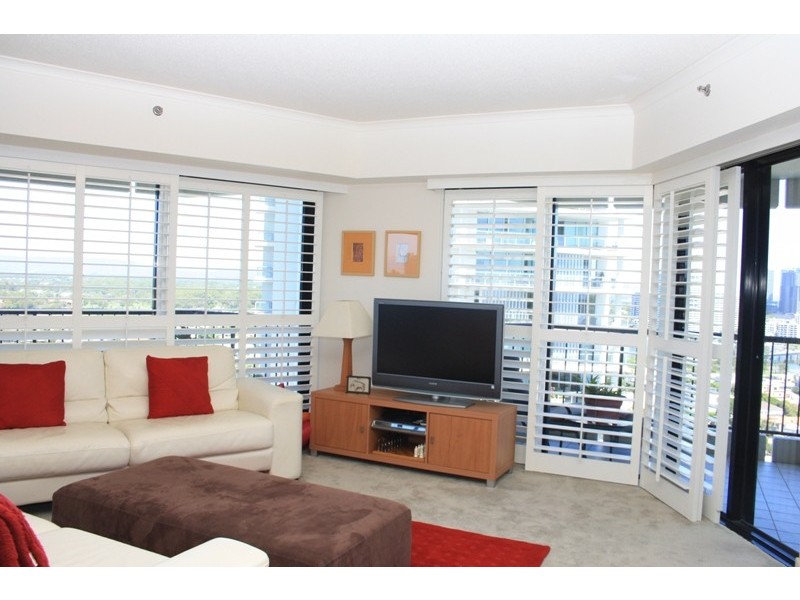 18C/24 BREAKER STREET, Main Beach QLD 4217