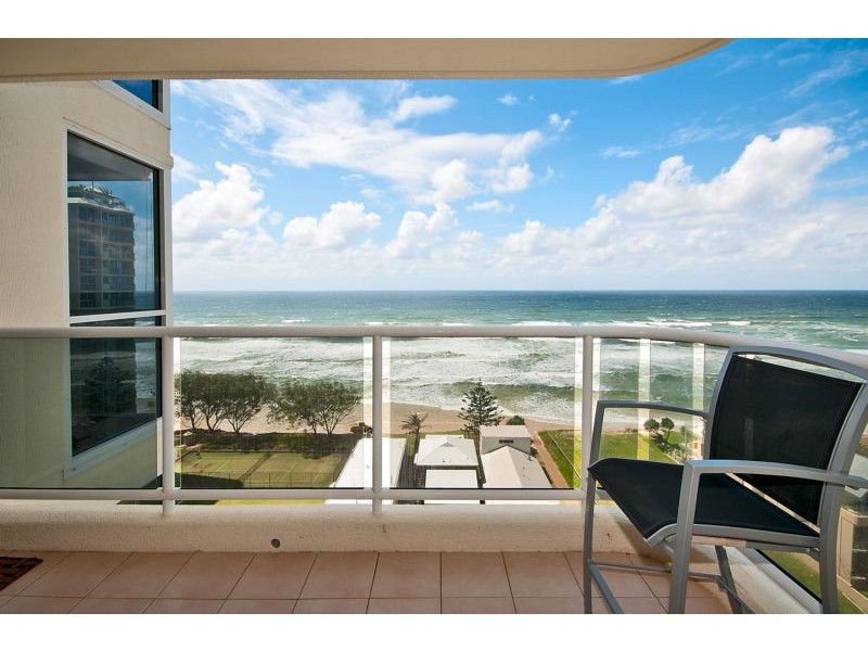 59 Pacific Street, Main Beach QLD 4217