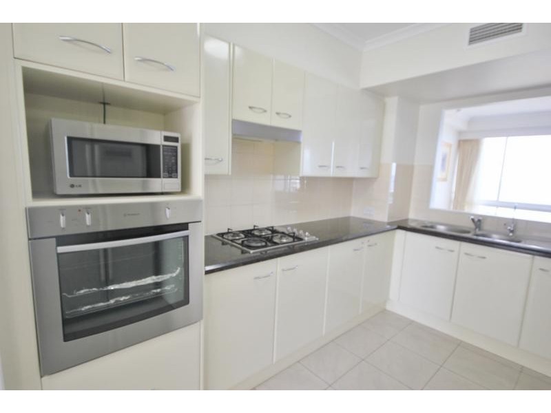 120/59 Pacific Street, Main Beach QLD 4217