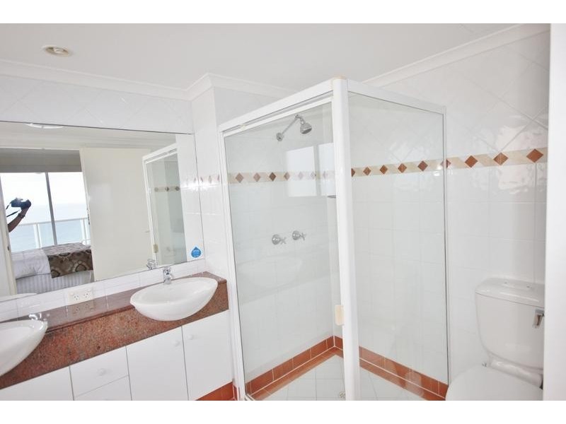 137/59 Pacific Street, Main Beach QLD 4217