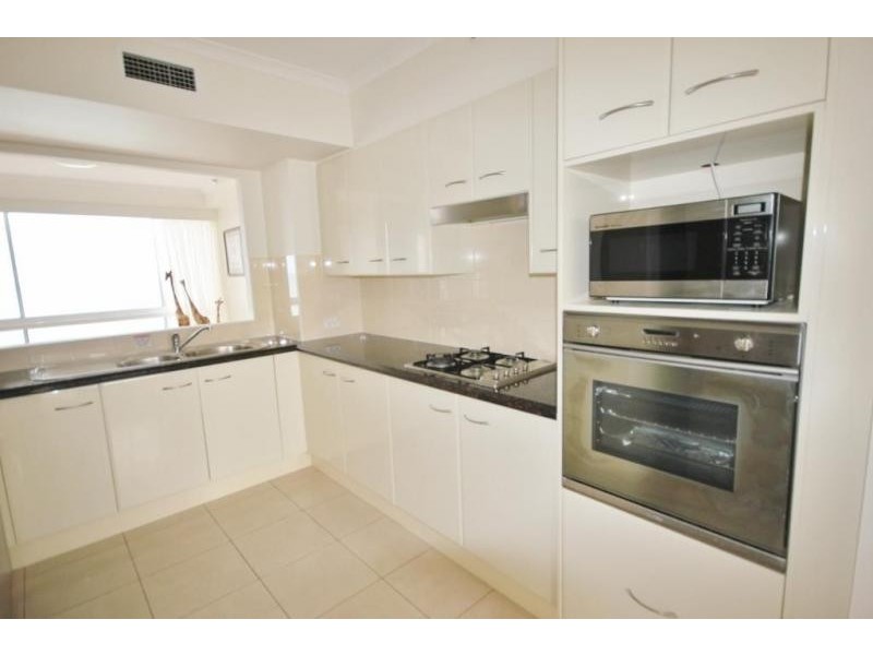 143/59 Pacific Street, Main Beach QLD 4217