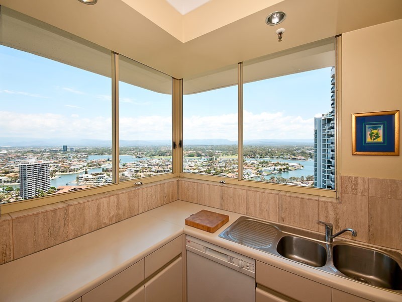 261/1 SERISIER AVENUE, Main Beach QLD 4217