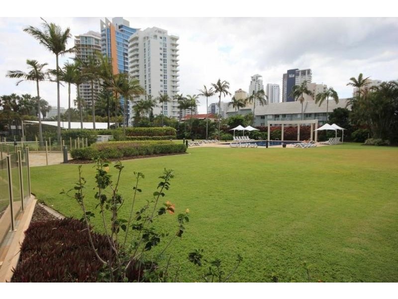 Contessa 1 Serisier Avenue, Main Beach QLD 4217